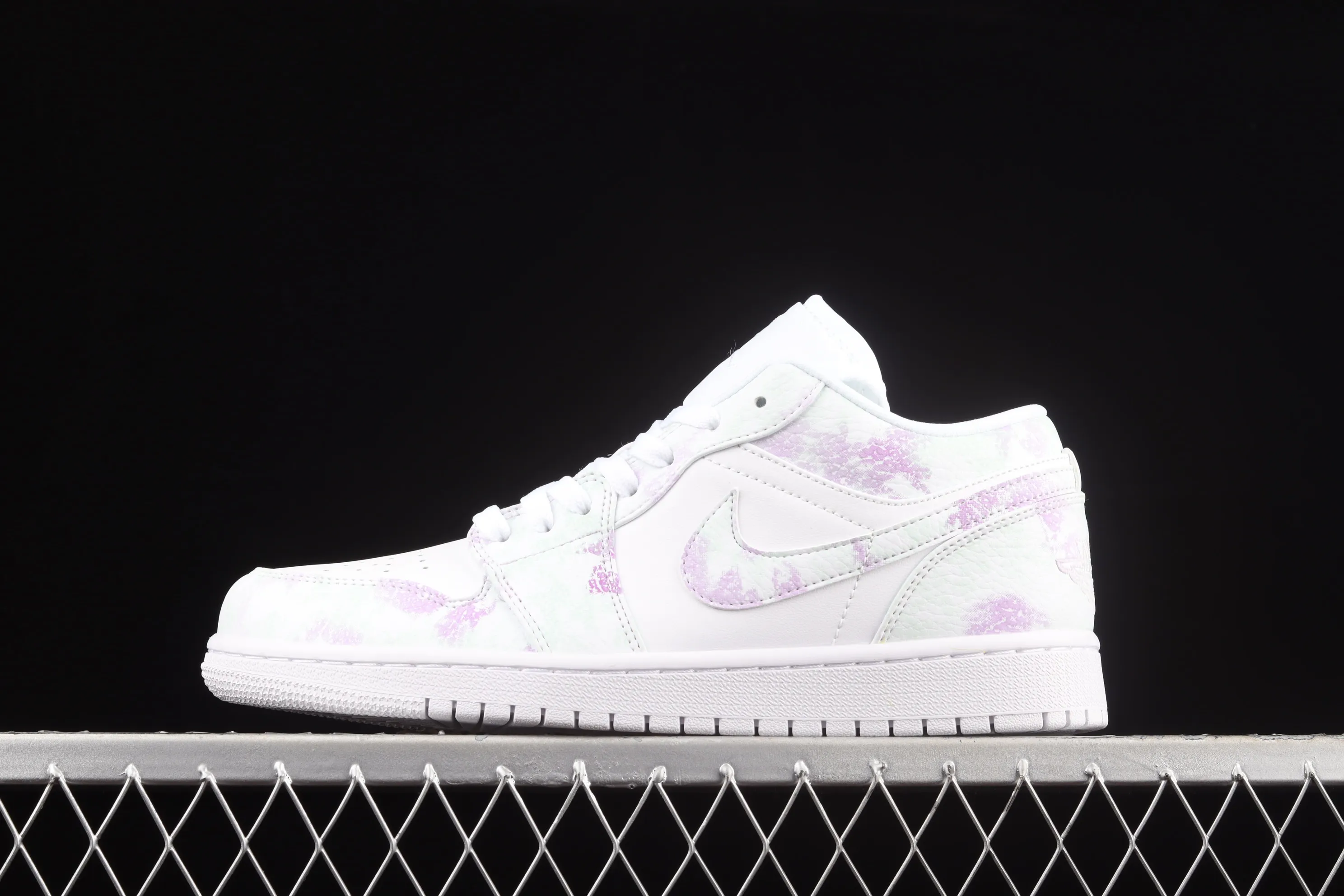 All categories Air Jordan Jordan series basketball shoes Air Jordan 1 Low Air Jordan 1 Low AJ1 Joe 1 starry sky thermal induction low-top cultural casual sneakers 553558-130